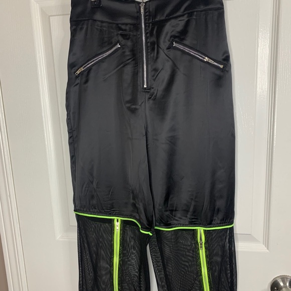 Fashion Nova pants - Picture 4 of 4